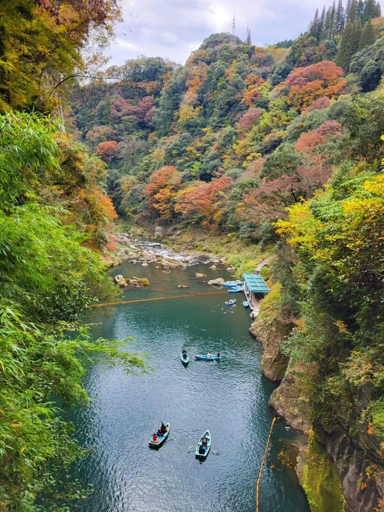 takachiho gorge in autumn