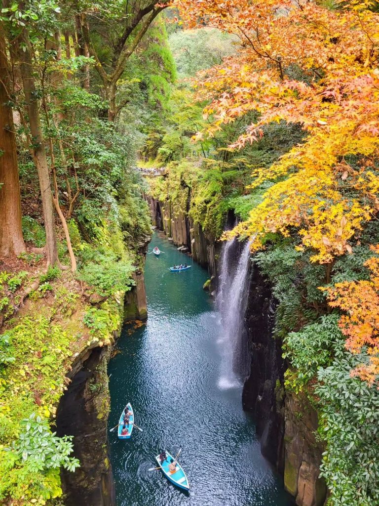 takachiho gorge in autumn