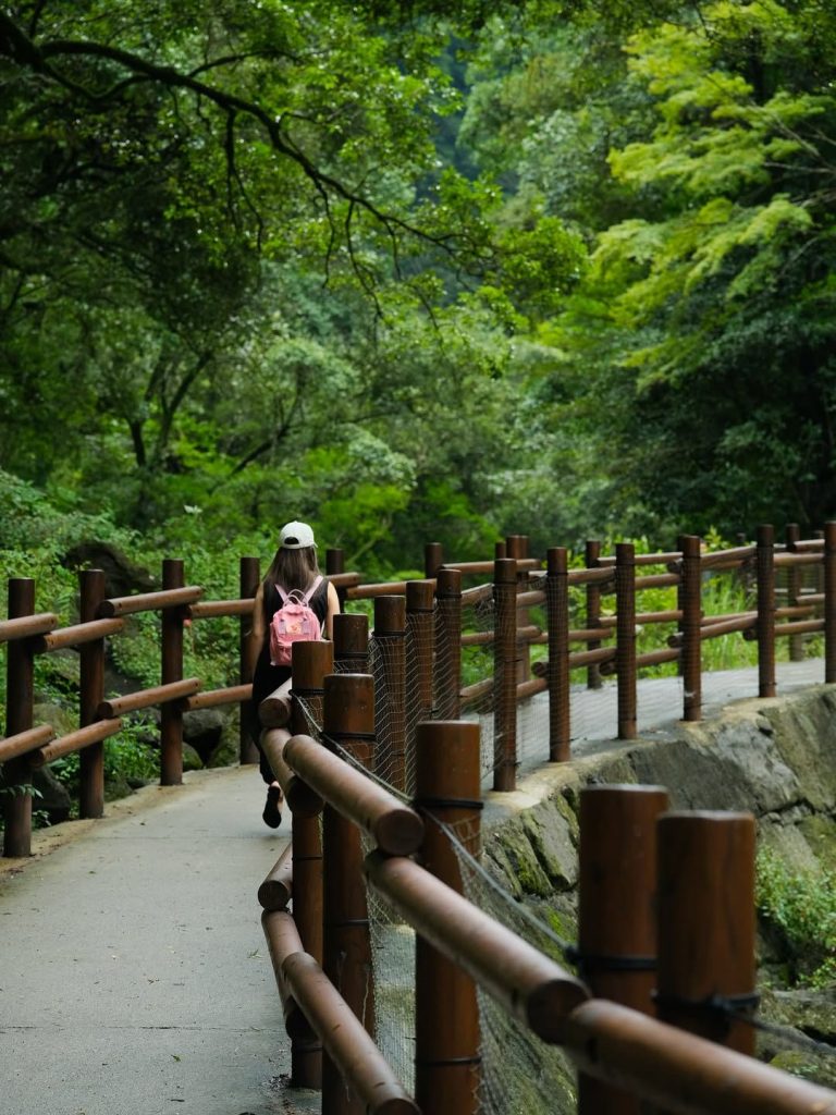 takachiho gorge hike
