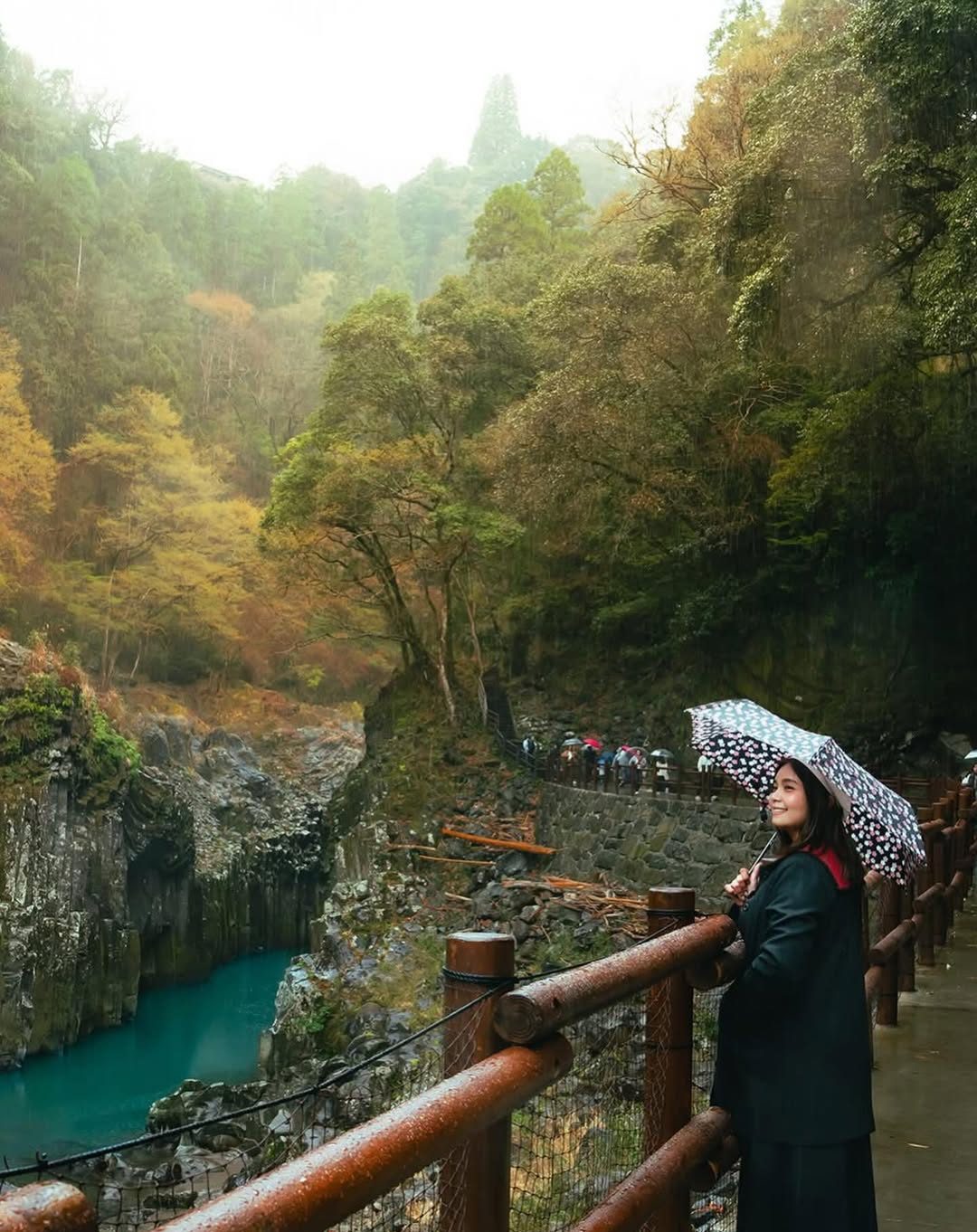 takachiho gorge walking path